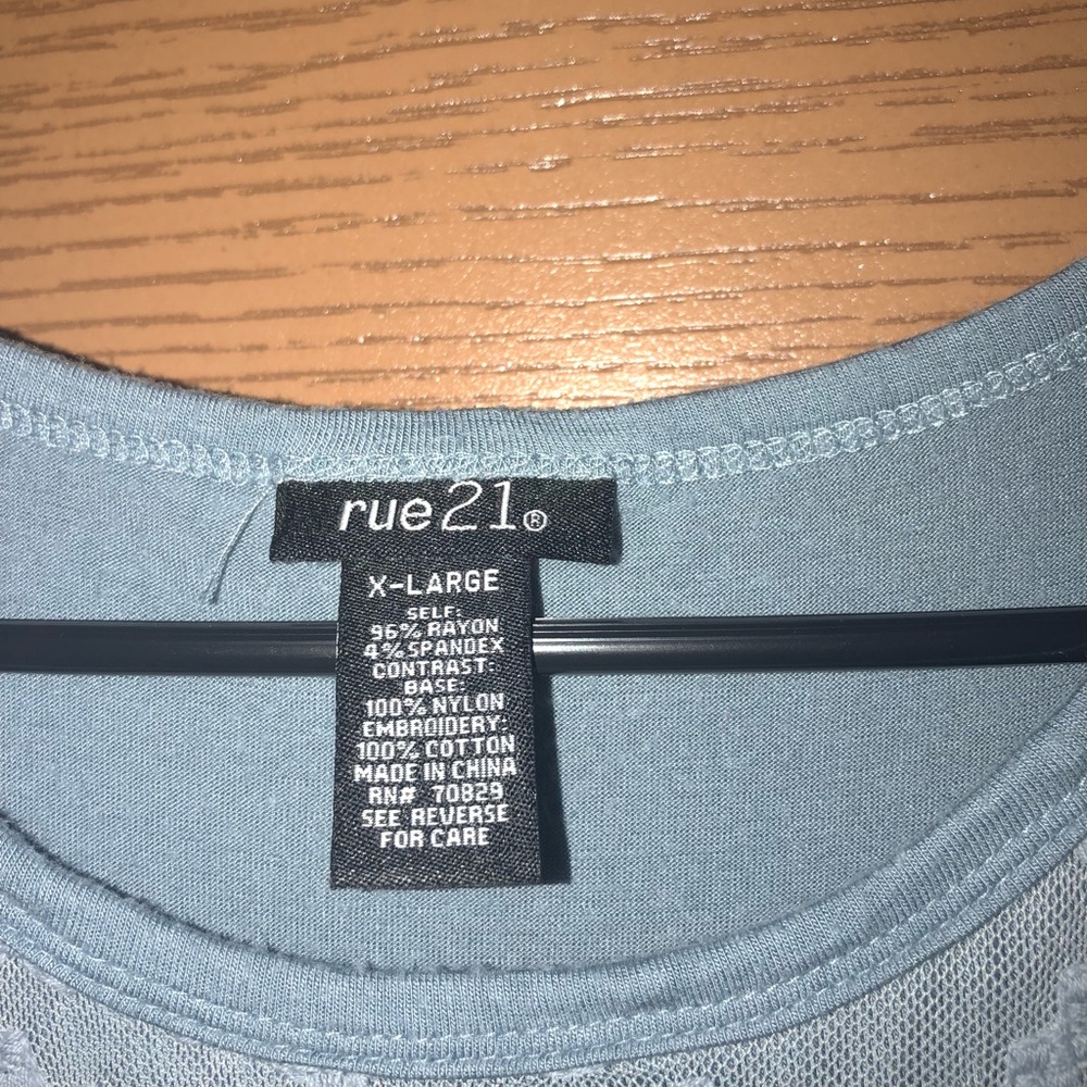 Shirt - Picture 2 of 3